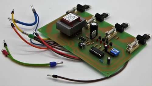 Click Here To Enlarge This Photo Of Control Unit Replacement 10A Per Channel 3-4 Channel Selectable (Various Voltages)
